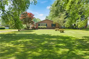 568 W Nimisila Rd, Akron, OH 44319 - Photo 1