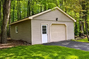 6155 Gibson Rd, Canfield, OH 44406 - Photo 8