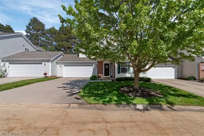 363 Casselberry Place, Twinsburg, OH 44087 - Photo 2
