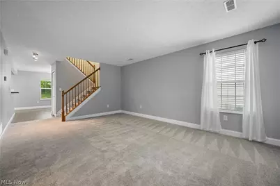 363 Casselberry Place, Twinsburg, OH 44087 - Photo 4