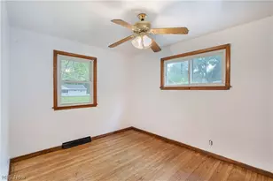 3854 Whippoorwill Ln, Youngstown, OH 44511 - Photo 16