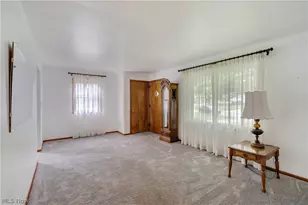 3854 Whippoorwill Ln, Youngstown, OH 44511 - Photo 4