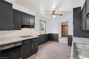 3854 Whippoorwill Ln, Youngstown, OH 44511 - Photo 8