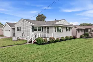 1190 Doris Dr, Hubbard, OH 44425 - Photo 2