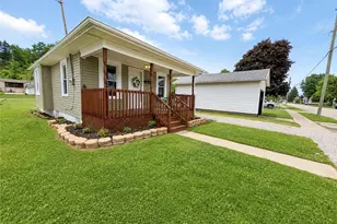 2127 Hoge Ave, Zanesville, OH 43701 - Photo 2