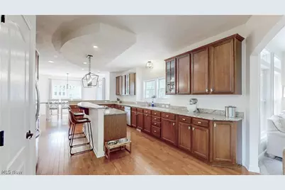 7880 Forest Valley Lane, Concord Twp, OH 44077 - Photo 8
