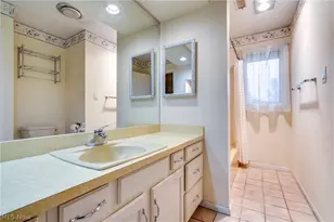 3660 Logan Cir, Akron, OH 44319 - Photo 12