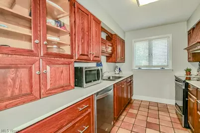 7050 Chillicothe Road #D1, Mentor, OH 44060 - Photo 10