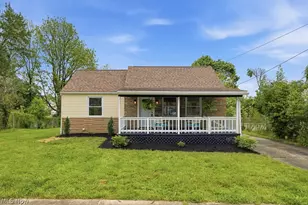 359 High Grove Blvd, Akron, OH 44312 - Photo 2
