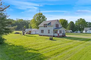 13638 Morgan St, Alliance, OH 44601 - Photo 2