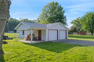 13638 Morgan St, Alliance, OH 44601 - Photo 6