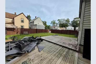828 Broad Street, Elyria, OH 44035 - Photo 18