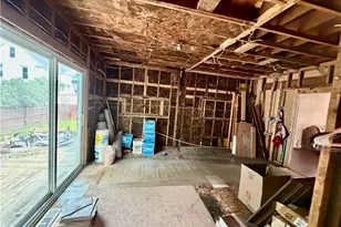 828 Broad St, Elyria, OH 44035 - Photo 16