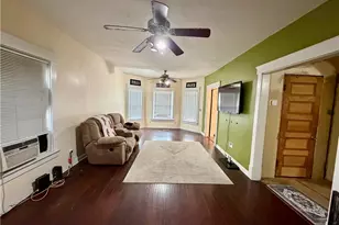 828 Broad St, Elyria, OH 44035 - Photo 6