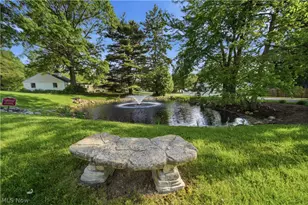 635 Durkin Way SW, North Canton, OH 44720 - Photo 2