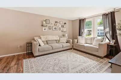 10087 Pirates Trail, Aurora, OH 44202 - Photo 6