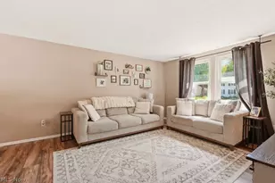 10087 Pirates Trail, Aurora, OH 44202 - Photo 6