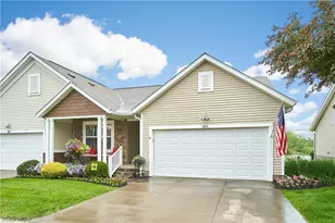 995 Bristol Dr, Akron, OH 44312 - Photo 2