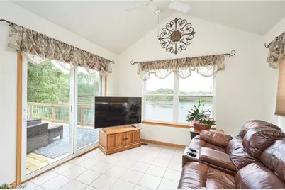 995 Bristol Drive, Akron, OH 44312 - Photo 10
