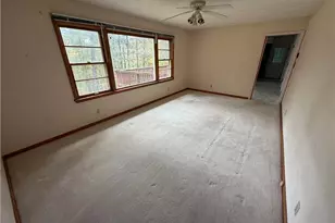 2746 Kragel Rd, Richmond, OH 43944 - Photo 18
