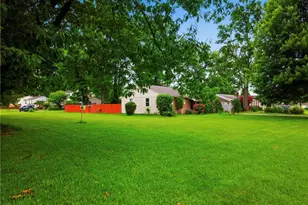 1627 Yolanda Dr, Youngstown, OH 44511 - Photo 32