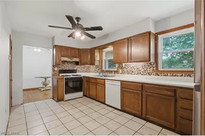 1627 Yolanda Drive, Youngstown, OH 44511 - Photo 16