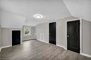 1603 Winchester Rd, Lyndhurst, OH 44124 - Photo 22