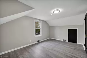 1603 Winchester Rd, Lyndhurst, OH 44124 - Photo 28