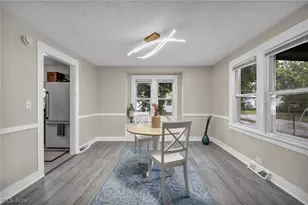 1603 Winchester Rd, Lyndhurst, OH 44124 - Photo 10