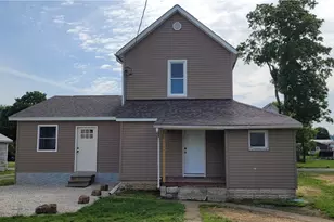 424 Tuscarawas Ave, Newcomerstown, OH 43832 - Photo 8