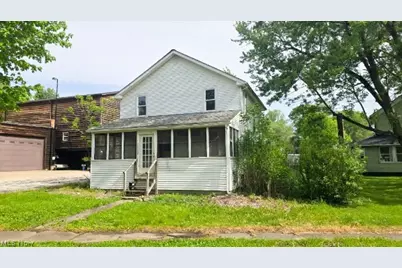 4729 Prospect Street E, Mantua, OH 44255 - Photo 1