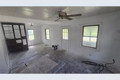 4729 Prospect Street E, Mantua, OH 44255 - Photo 6