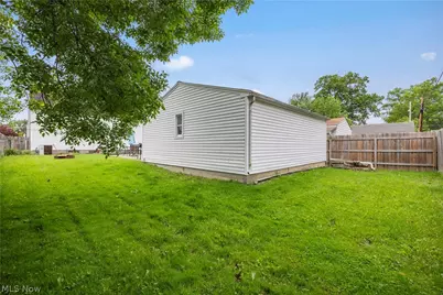 610 Princeton Avenue, Elyria, OH 44035 - Photo 34
