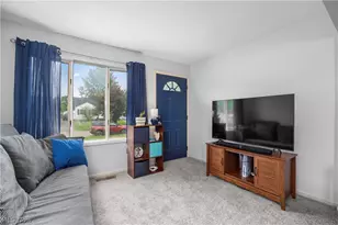 610 Princeton Ave, Elyria, OH 44035 - Photo 4