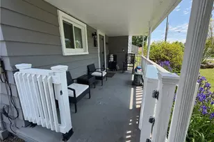 151 Pine St, Leetonia, OH 44431 - Photo 10