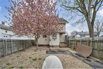 1815 Walden Avenue NW, Canton, OH 44709 - Photo 26