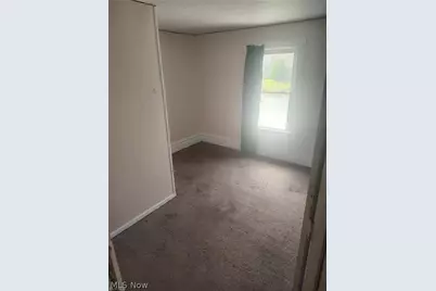 133 Parkway Street, Struthers, OH 44471 - Photo 6