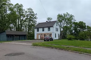 133 Park Way St, Struthers, OH 44471 - Photo 2