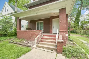 227 S Balch St, Akron, OH 44302 - Photo 2