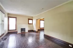 227 S Balch St, Akron, OH 44302 - Photo 6