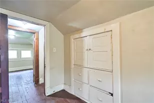 227 S Balch St, Akron, OH 44302 - Photo 26