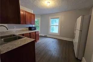 1412 Woodland Ave NW, Canton, OH 44703 - Photo 2