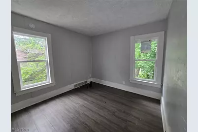 1412 Woodland Avenue NW, Canton, OH 44703 - Photo 8