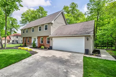 16561 N White Oaks Drive, Strongsville, OH 44136 - Photo 4
