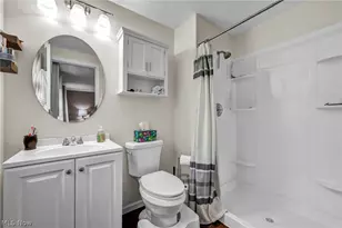 16561 N White Oaks Dr, Strongsville, OH 44136 - Photo 36
