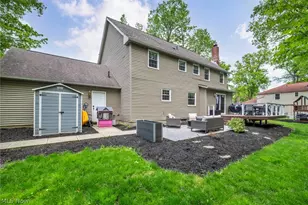 16561 N White Oaks Dr, Strongsville, OH 44136 - Photo 44