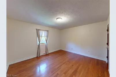 8166 Washington Avenue, North Royalton, OH 44133 - Photo 16