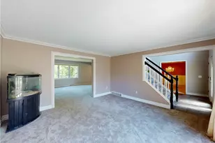8166 Washington Ave, North Royalton, OH 44133 - Photo 4