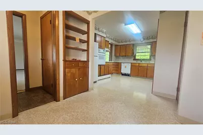 11290 Colburn Road, Concord Twp, OH 44077 - Photo 12