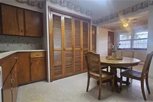11290 Colburn Rd, Concord Twp, OH 44077 - Photo 10